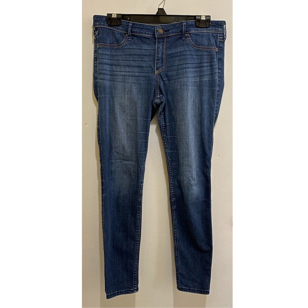 ⁣✧ Hollister | Dark Blue Mid Rise Jean Leggings